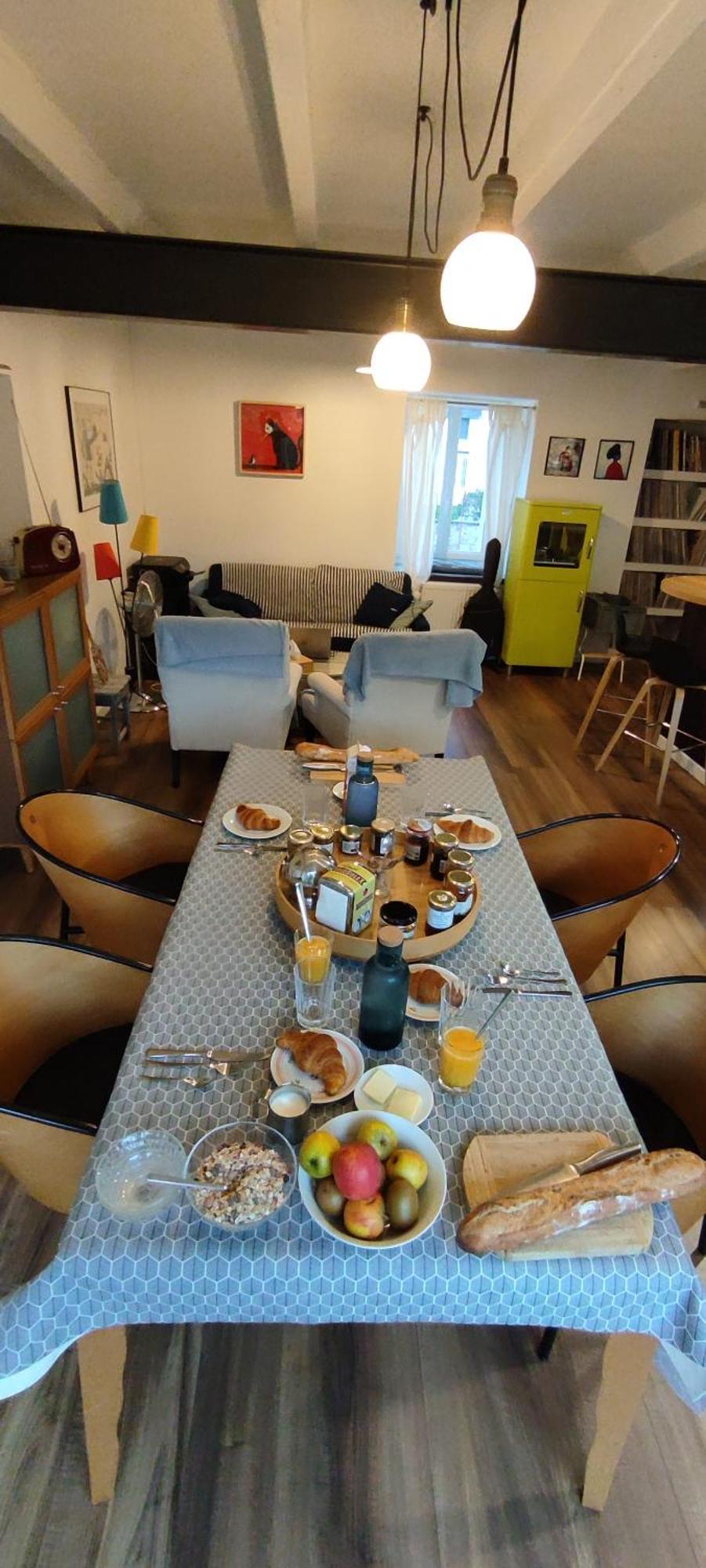 Le Petit Moulin Rouge, B&B, Sdb En-Suite, Parking Prive Gratuit Beauvoir  Exterior photo